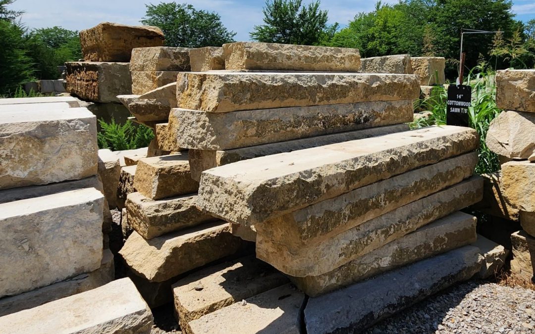 #708  9″ Cottonwood Sawn top and bottom